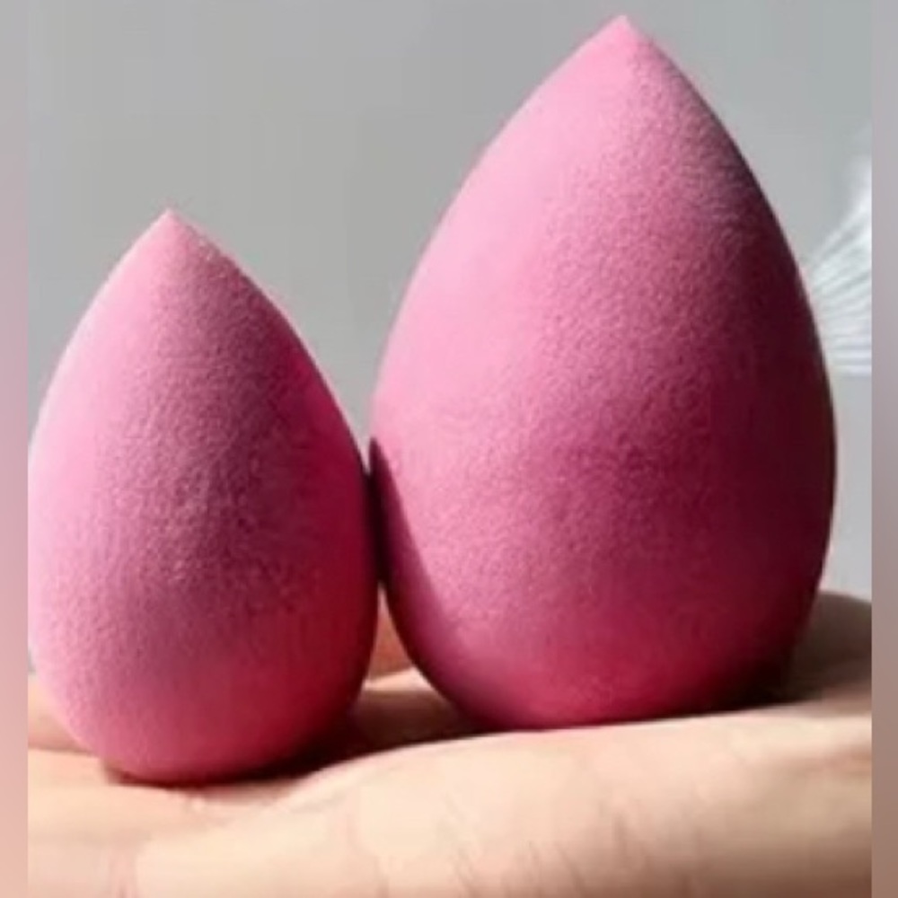 Makeup sponges